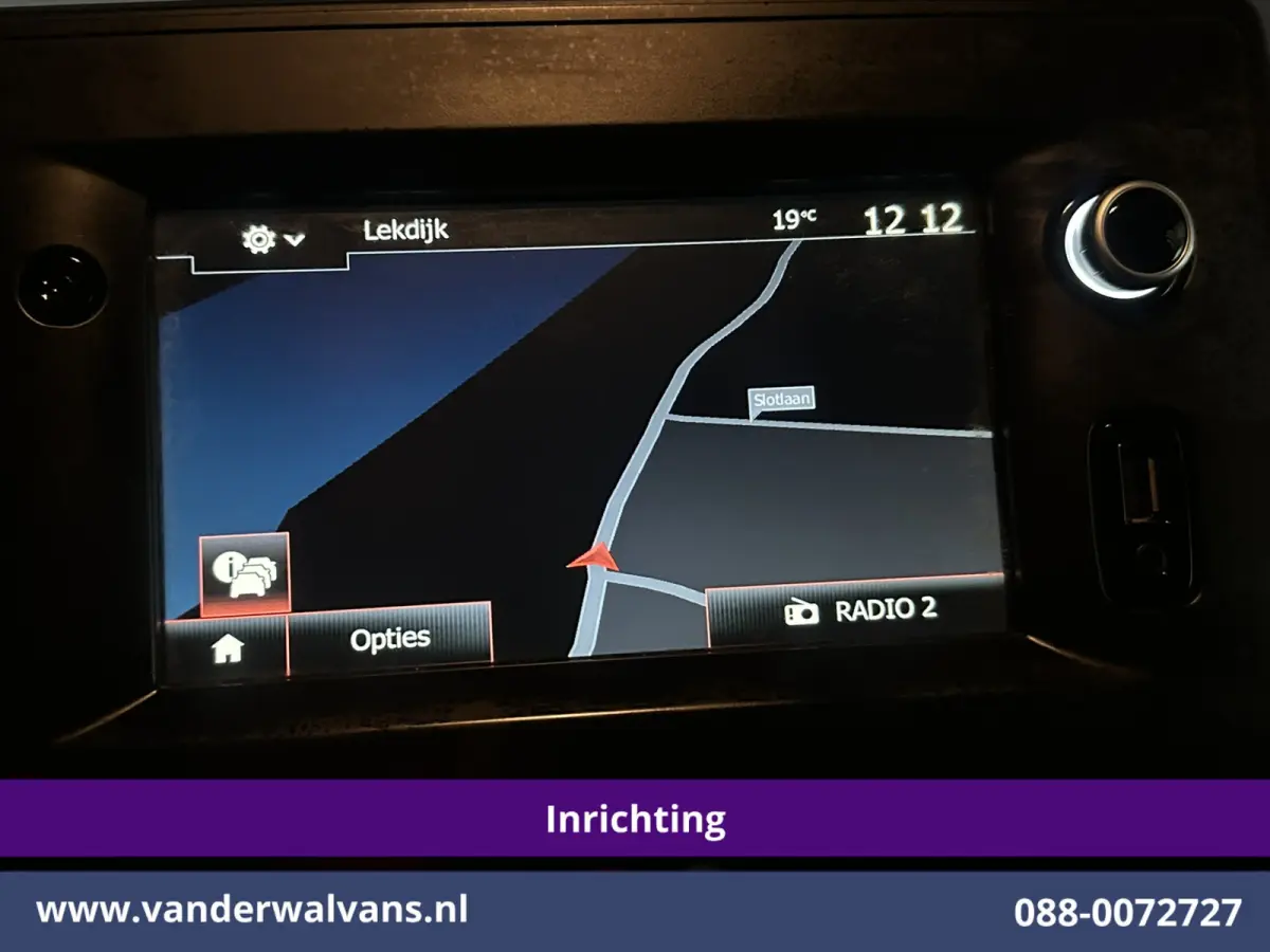 2.3 dCi 180pk L2H2 Inrichting Euro6 Airco | Camera | Navigatie | LM Velgen | Cruisecontrol | LED Sidebars, 2500kg Trekhaak, Parkeersensoren, Bijrijdersbank