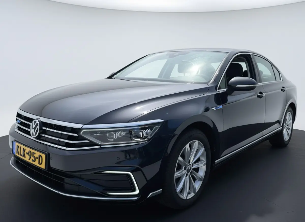 GTE 218PK DSG HYBRID BUSINESS SPORT IQ-LED/NAVI/CAMERA/TREKHAAK