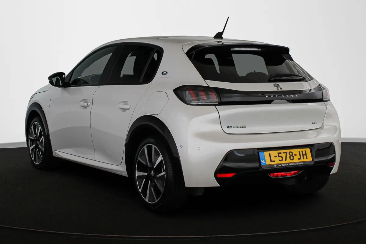 EV GT Pack 50 kWh Panoramadak Stoelverwarming Achteruitrijcamera