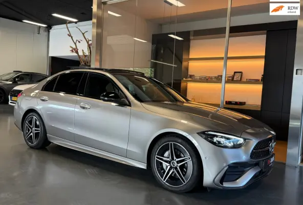 180 AMG Night Panorama Sfeerverl. Camera