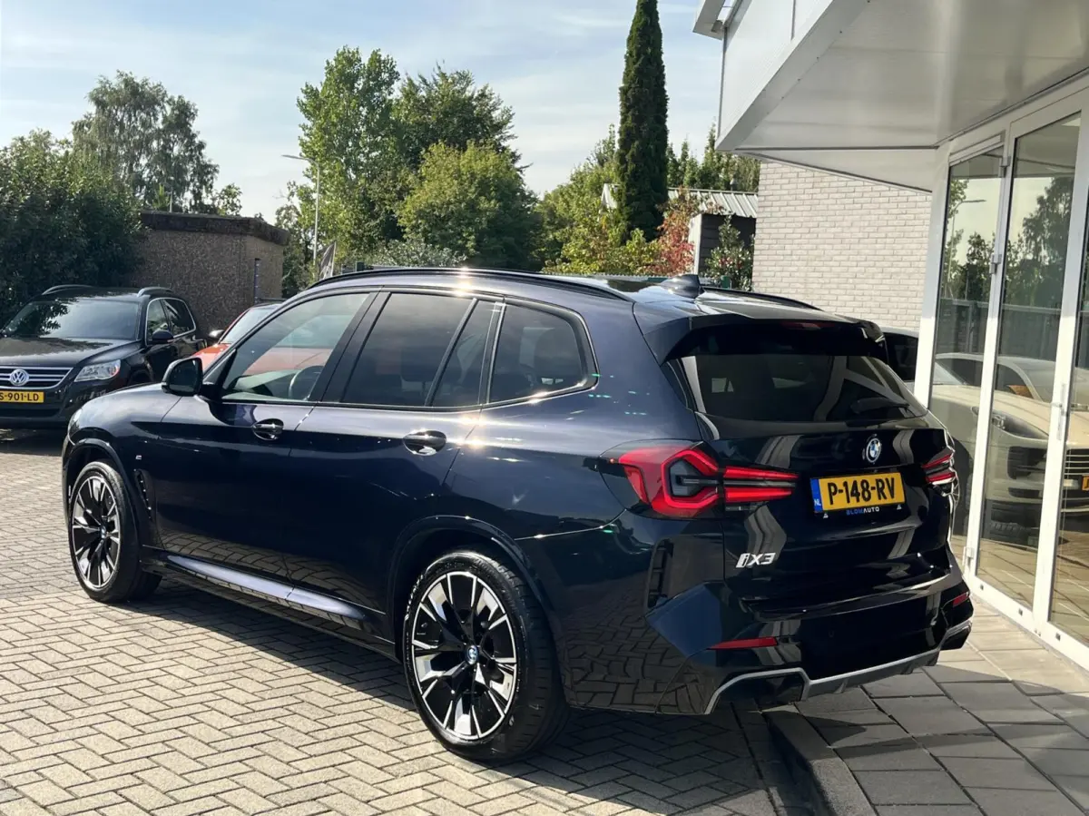 High Executive 80 kWh M-SPORT SOH 99% PANO+TREKHAAK