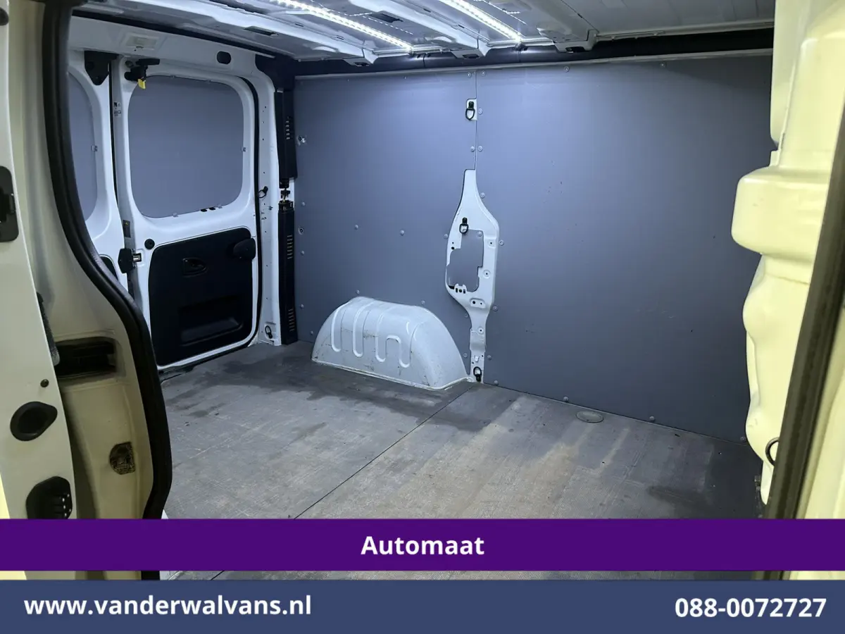 2.0 dCi 146pk Automaat L1H1 Euro6 Airco | Navigatie | LED | LM Velgen | Cruisecontrol Bijrijdersbank