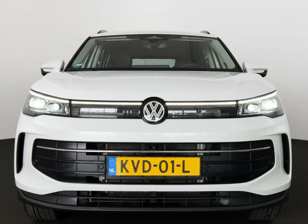 1.5 TSI 204PK eHybrid DSG LIFE 360°CAMERA/HARMAN-KARDON/HEAD-UP/TREKHAAK *Fabrieksgarantie 2030*