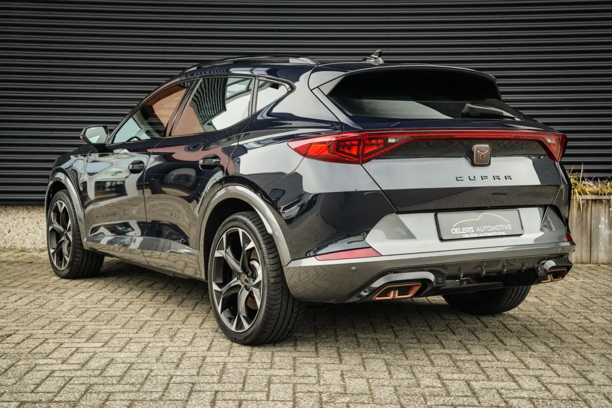 1.4 e-Hybrid VZ Copper Edition | PANORAMADAK | CUPRA KUIPSTOELEN | ACC | VIRTUAL COCKPIT | METALIC | MOOI! |