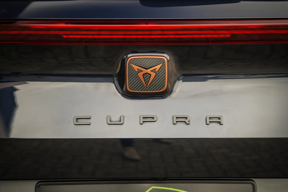 1.4 e-Hybrid VZ Copper Edition | PANORAMADAK | CUPRA KUIPSTOELEN | ACC | VIRTUAL COCKPIT | METALIC | MOOI! |
