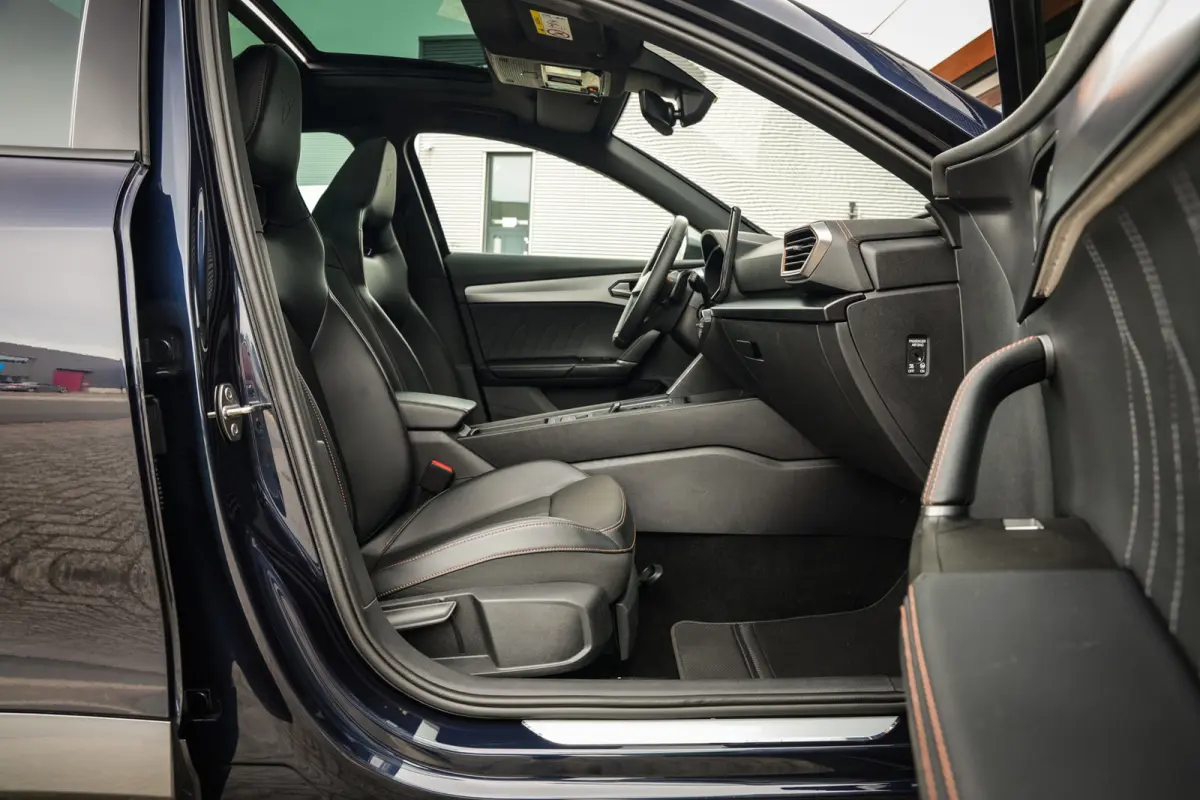 1.4 e-Hybrid VZ Copper Edition | PANORAMADAK | CUPRA KUIPSTOELEN | ACC | VIRTUAL COCKPIT | METALIC | MOOI! |