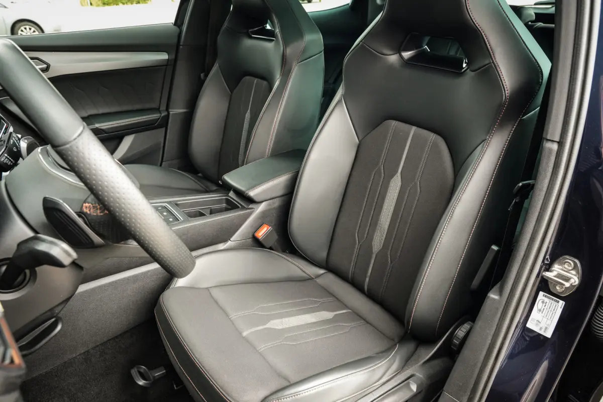1.4 e-Hybrid VZ Copper Edition | PANORAMADAK | CUPRA KUIPSTOELEN | ACC | VIRTUAL COCKPIT | METALIC | MOOI! |