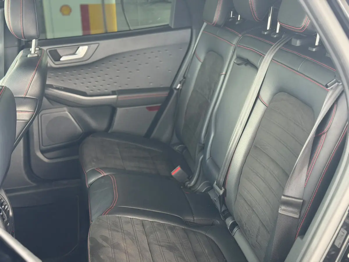 2.5 PHEV ST-Line X(NL-auto, Panorama, B&O, Camera, Trekhaak, StoelV, Addapt Cruise, Head-up, Etc)