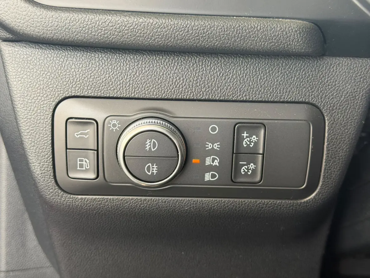 2.5 PHEV ST-Line X(NL-auto, Panorama, B&O, Camera, Trekhaak, StoelV, Addapt Cruise, Head-up, Etc)