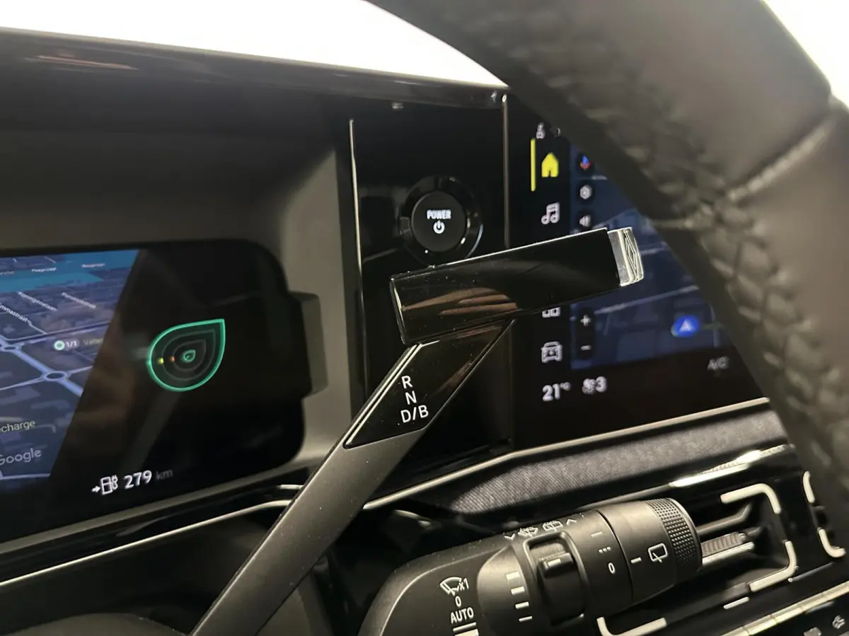 comfort range techno 52 kWh CAMERA CARPLAY ADAPTIEF CRUISE NAVI.