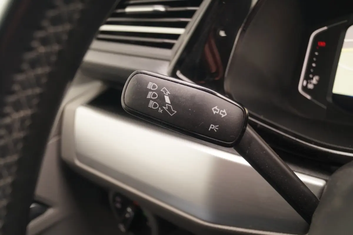 2.0 TDI 150pk DSG L1-H1 Bulli -DIGI-NAVI-PDC-TREKHAAK-
