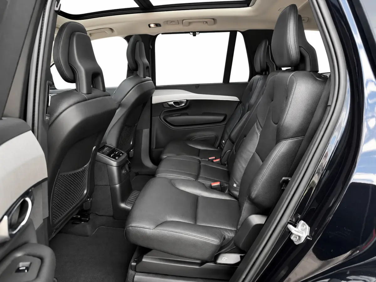 2.0 T8 Recharge AWD | Pano | Trekhaak | 360 | Harman Kardon | Elektr. stoelen | Volleder | Pilot Assist | Eerste eig.