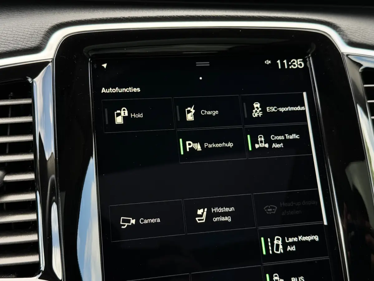 2.0 T8 Recharge AWD | Pano | Trekhaak | 360 | Harman Kardon | Elektr. stoelen | Volleder | Pilot Assist | Eerste eig.