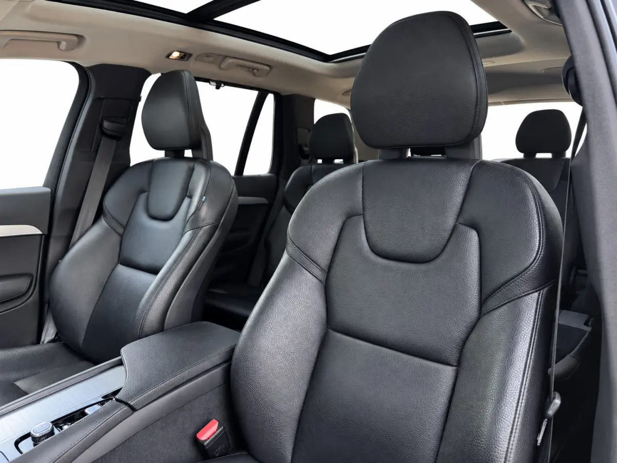 2.0 T8 Recharge AWD | Pano | Trekhaak | 360 | Harman Kardon | Elektr. stoelen | Volleder | Pilot Assist | Eerste eig.