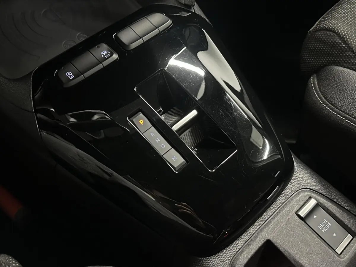 1.2 Turbo Hybrid 145PK GS NAVI CARPLAY CAMERA CRUISE LM.