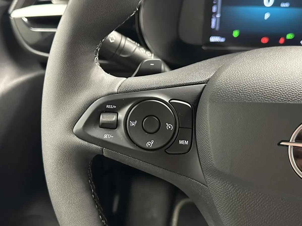 1.2 Turbo Hybrid 145PK GS NAVI CARPLAY CAMERA CRUISE LM.