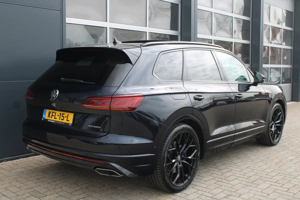 3.0 TSi eHybrid 462pk 4MOTION R | Pano | HUD | Luchtvering | Massage | Elek. trekhaak