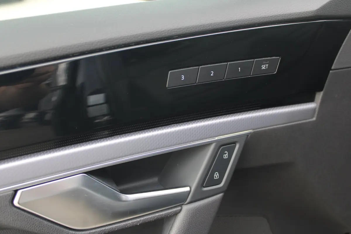 3.0 TSi eHybrid 462pk 4MOTION R | Pano | HUD | Luchtvering | Massage | Elek. trekhaak