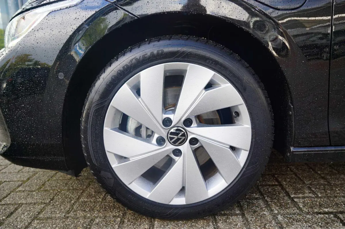 1.5 eHybrid 204pk Life Edition | SoH 100% | Trekhaak | Dodehoek Detectie | Navigatie