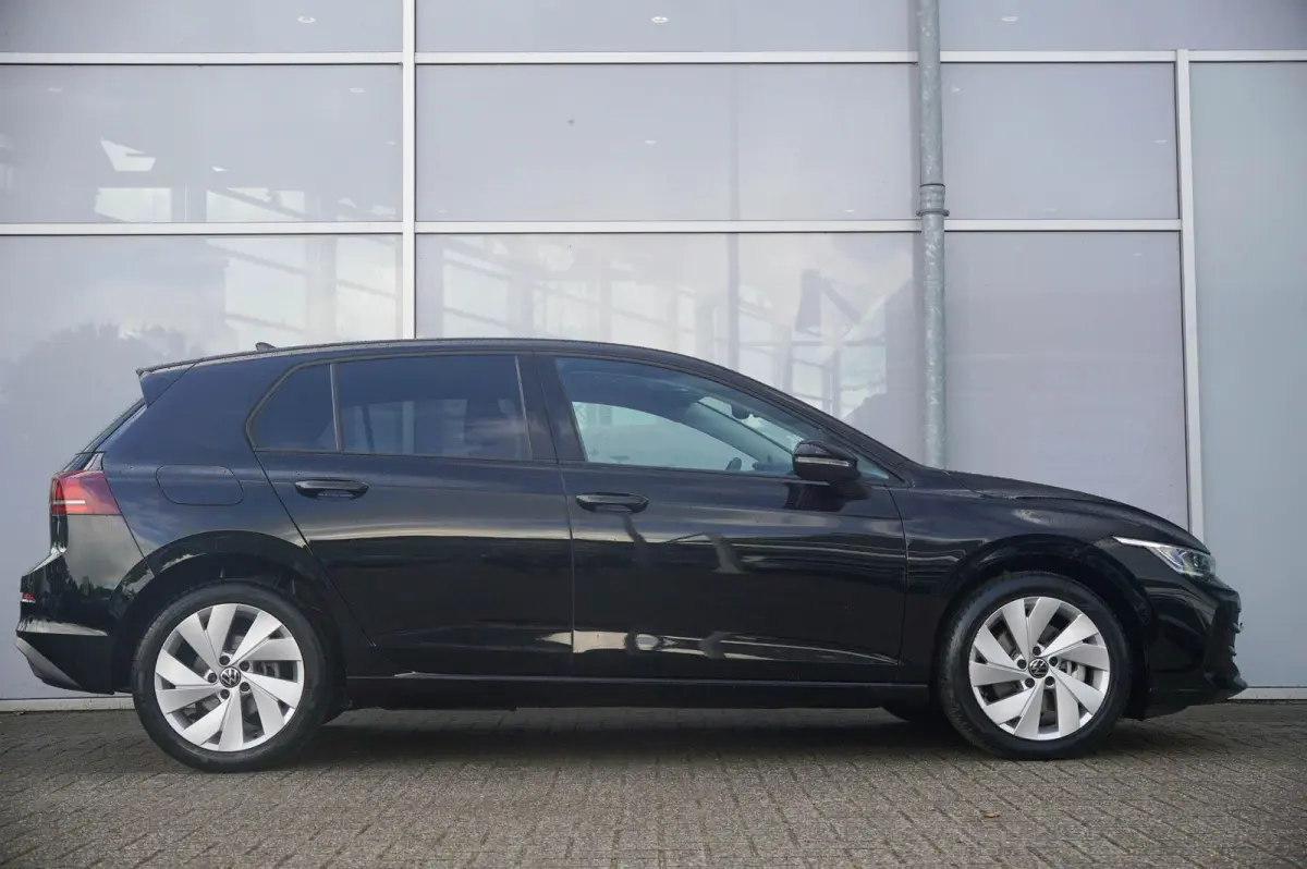 1.5 eHybrid 204pk Life Edition | SoH 100% | Trekhaak | Dodehoek Detectie | Navigatie