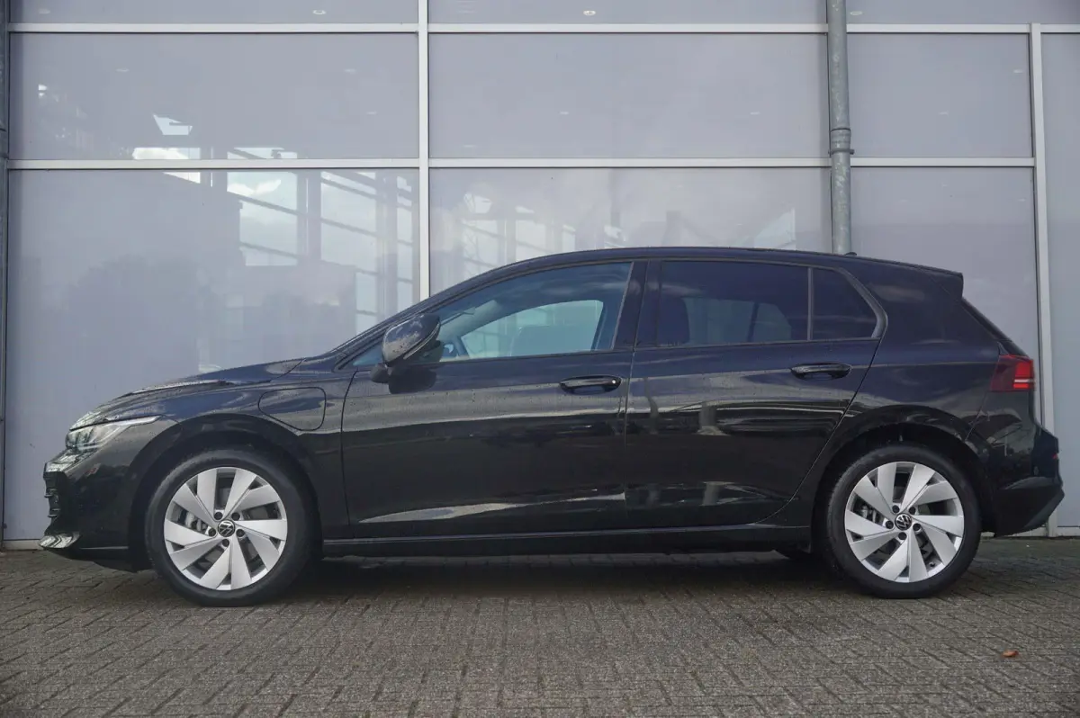 1.5 eHybrid 204pk Life Edition | SoH 100% | Trekhaak | Dodehoek Detectie | Navigatie