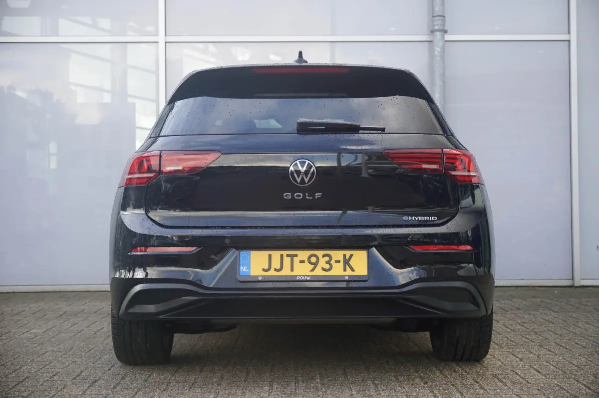 1.5 eHybrid 204pk Life Edition | SoH 100% | Trekhaak | Dodehoek Detectie | Navigatie