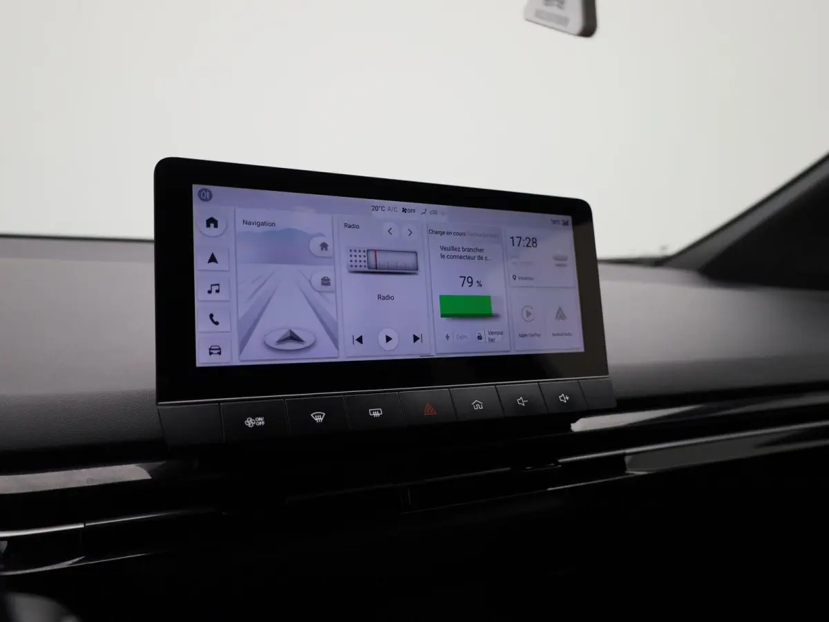 MG4 64 kWh Luxury | Elektrisch verstelbare stoel | Camera | Carplay |