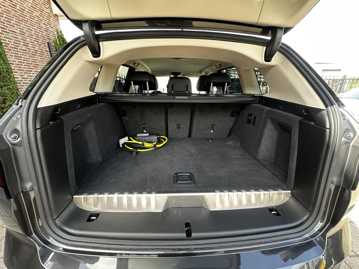 xDrive30e Adaptief|HiFi|LED|Sport Leder