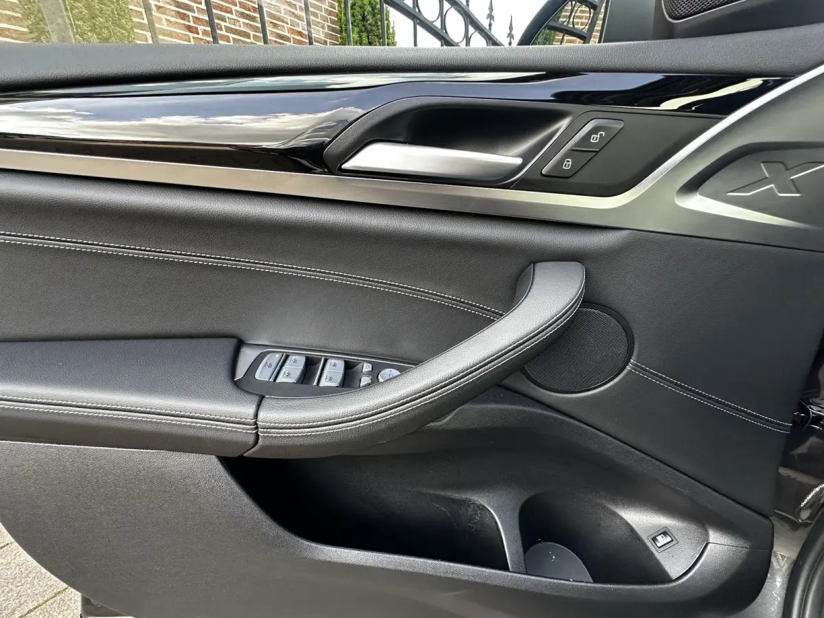 xDrive30e Adaptief|HiFi|LED|Sport Leder