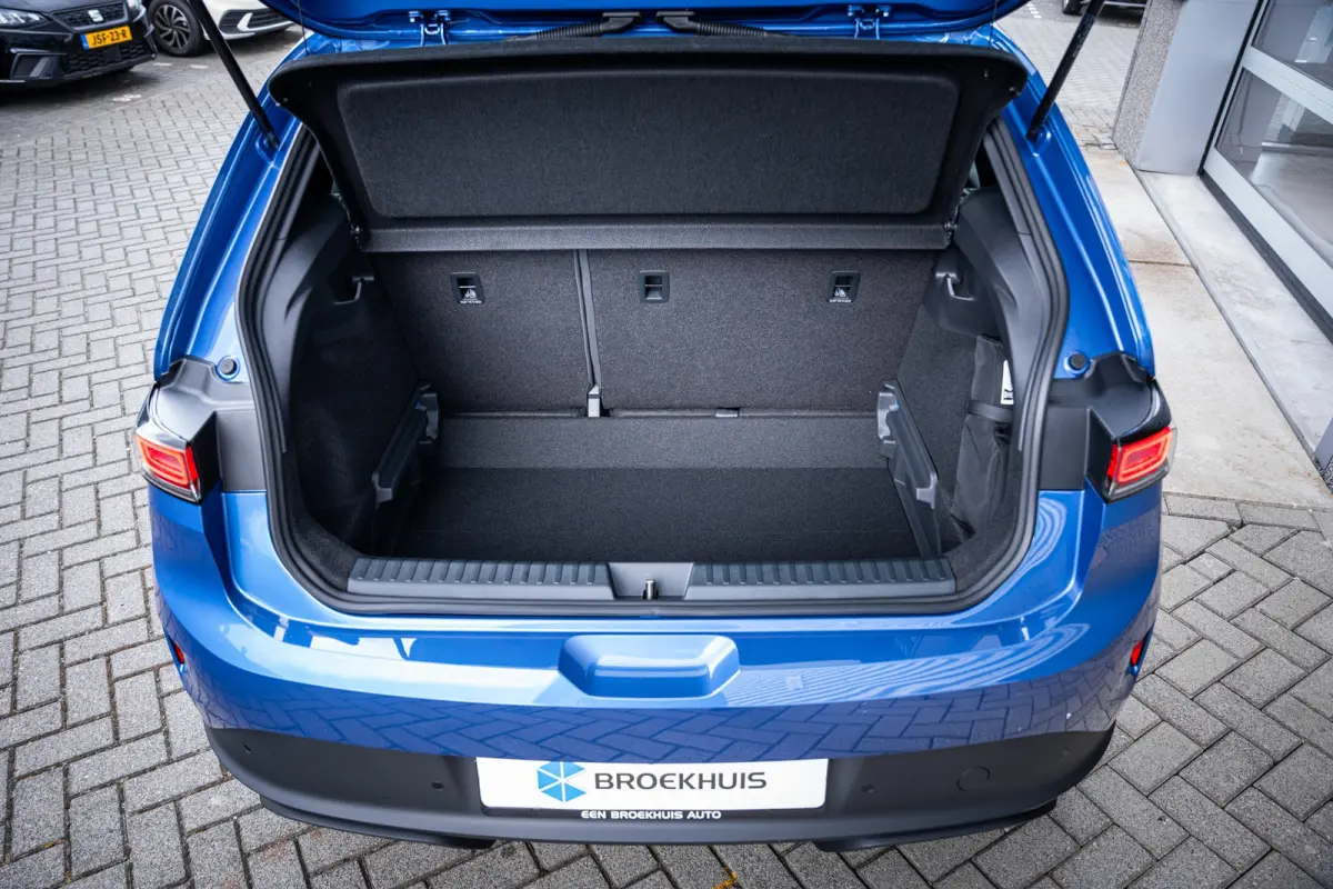 Style First Edition 52kwh | 360 graden camera (Area View) | Apple Carplay/Android Auto|telefoonintegratie premium | Automatische afstandsregeling (Adaptive Cruise Control)