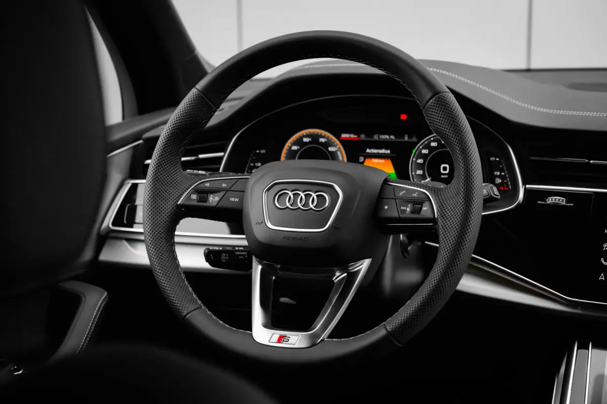 55 TFSI e quattro Pro Line S 394PK | | Leder valcona met S-logo | Panoramadak | Achterbank plus | Privacy glas | Stuurverwarming