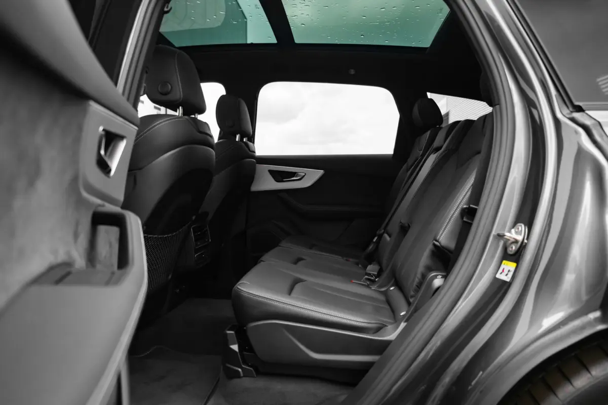 55 TFSI e quattro Pro Line S 394PK | | Leder valcona met S-logo | Panoramadak | Achterbank plus | Privacy glas | Stuurverwarming