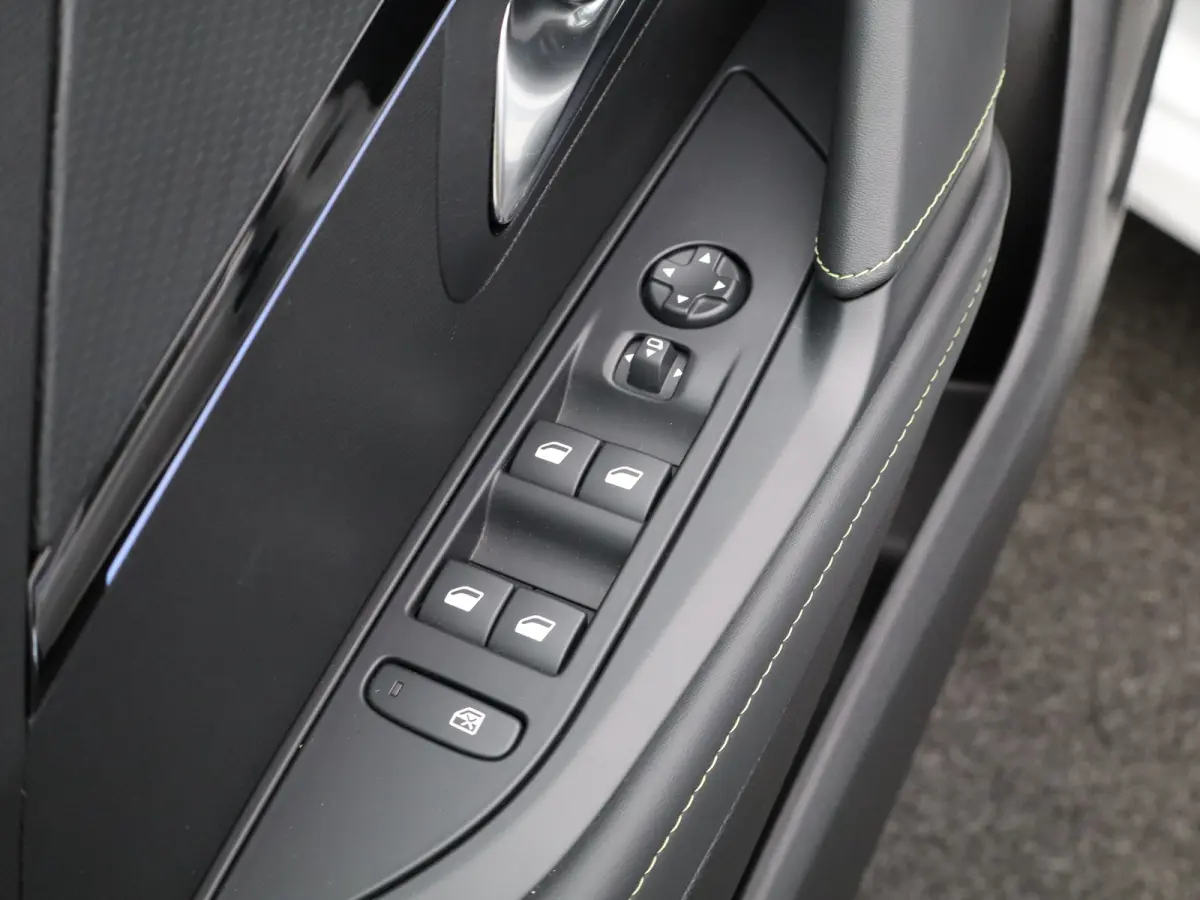 EV GT 51 kWh 96% SOH | Warmtepomp | Cruise Control | Camera | Navigatie | Apple Caprlay/Android Auto | Parkeersensoren Voor en Achter | Keyless