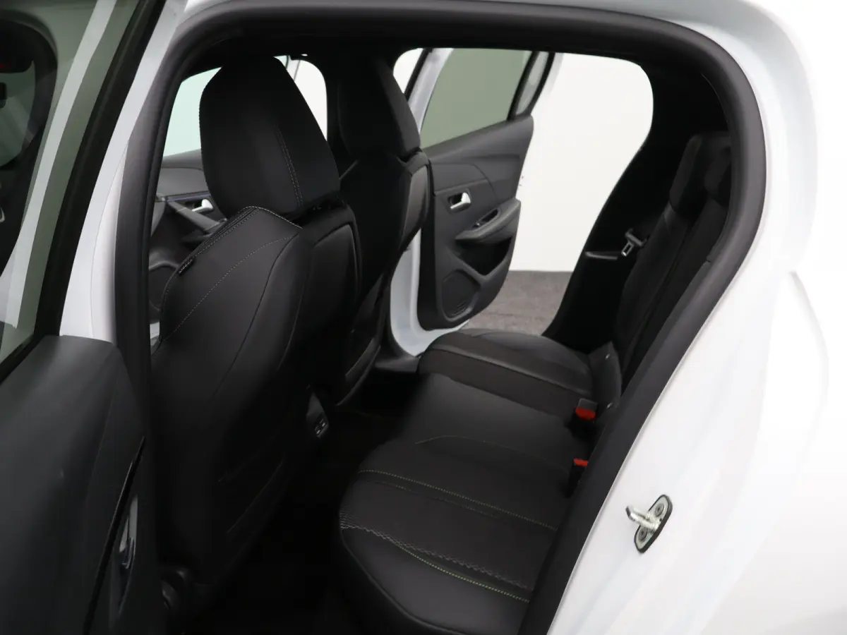 EV GT 51 kWh 96% SOH | Warmtepomp | Cruise Control | Camera | Navigatie | Apple Caprlay/Android Auto | Parkeersensoren Voor en Achter | Keyless