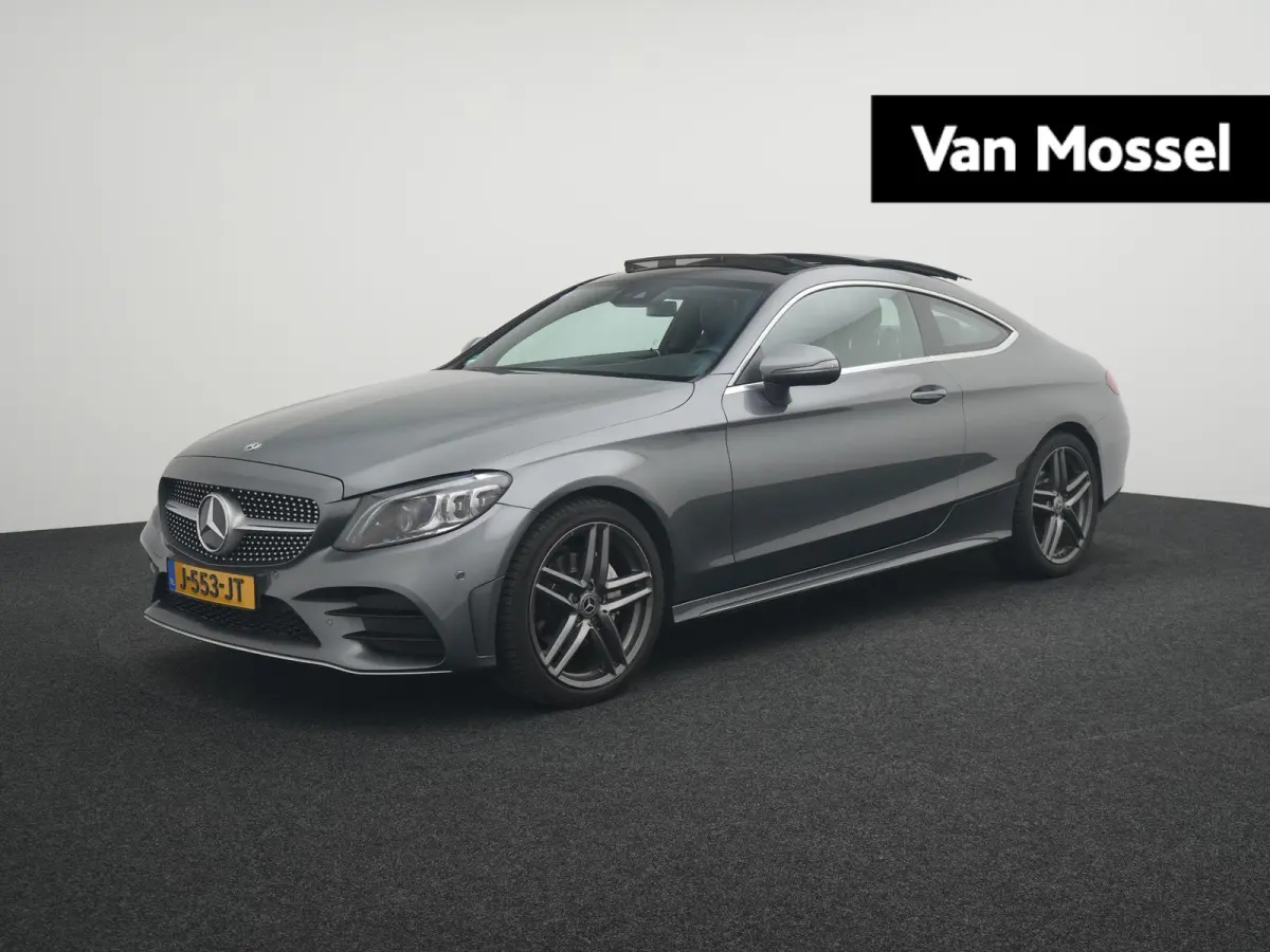 200 4MATIC Premium Plus Pack AMG | PANORAMADAK | CARBON INTERIEUR | CAMERA | HALF LEDER | MULTIBEAM LED | STOELVERWARMING |