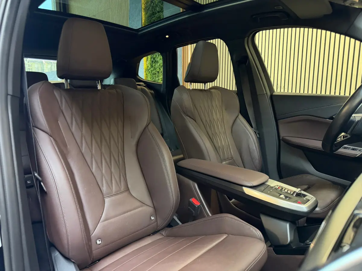 XDrive25e |M-Sport|PANO|HuD|H&K|MASSAGE|360 CAMERA|KEYLESS|21 INCH|PLUG IN HYBRIDE|SFEERVERLICHTING|DEALER ONDERHOUDEN|VOL!