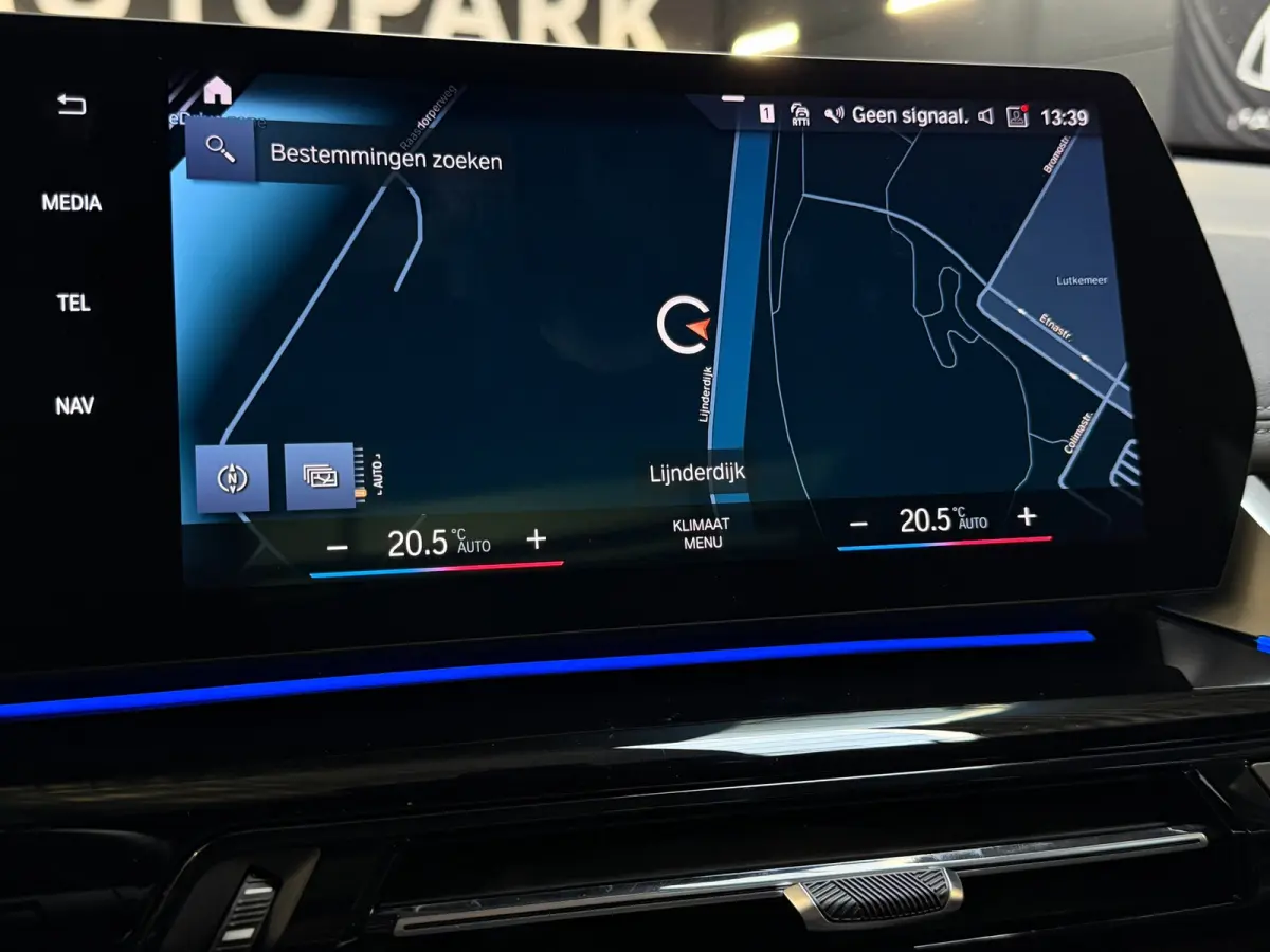XDrive25e |M-Sport|PANO|HuD|H&K|MASSAGE|360 CAMERA|KEYLESS|21 INCH|PLUG IN HYBRIDE|SFEERVERLICHTING|DEALER ONDERHOUDEN|VOL!