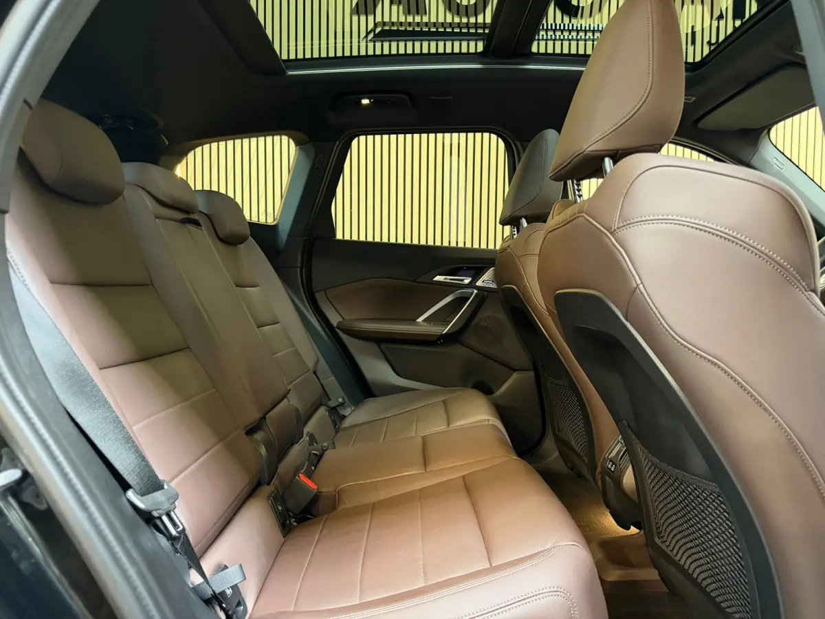 XDrive25e |M-Sport|PANO|HuD|H&K|MASSAGE|360 CAMERA|KEYLESS|21 INCH|PLUG IN HYBRIDE|SFEERVERLICHTING|DEALER ONDERHOUDEN|VOL!