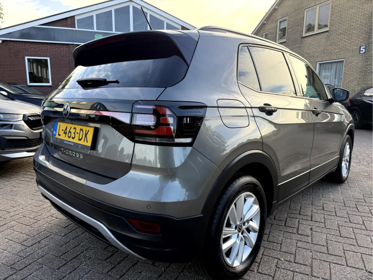 1.0 TSI Life Virt.Dash, App Connect, Climate Controll