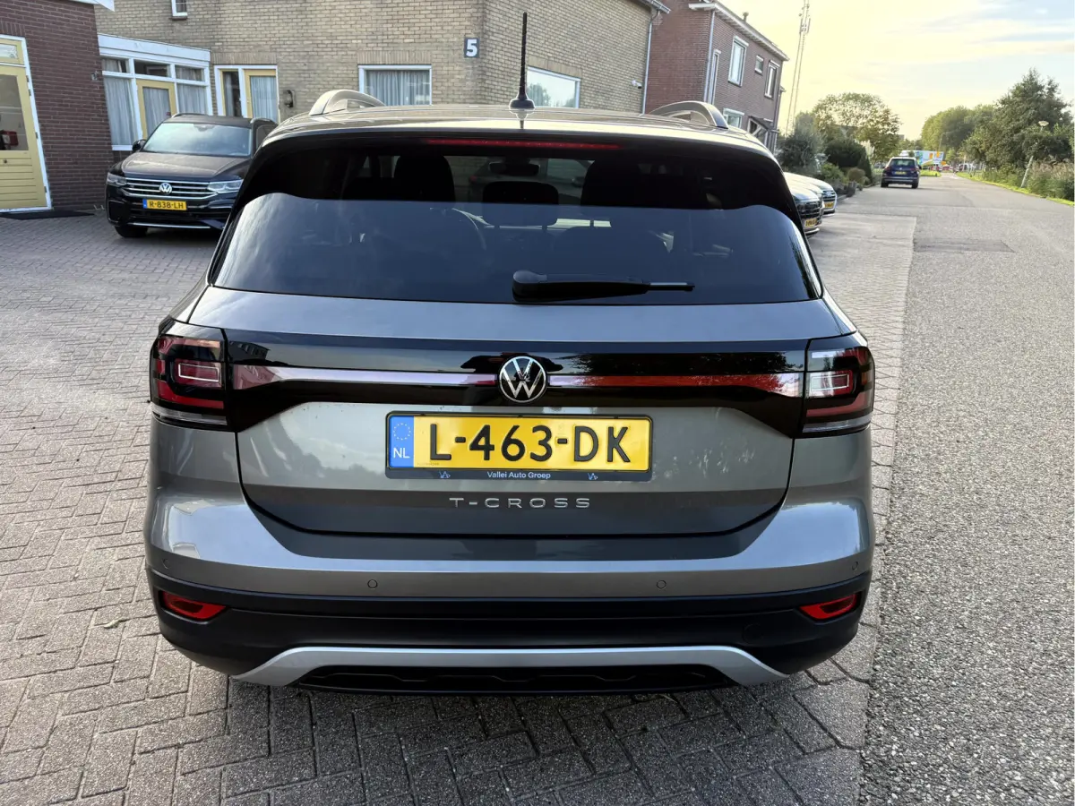 1.0 TSI Life Virt.Dash, App Connect, Climate Controll