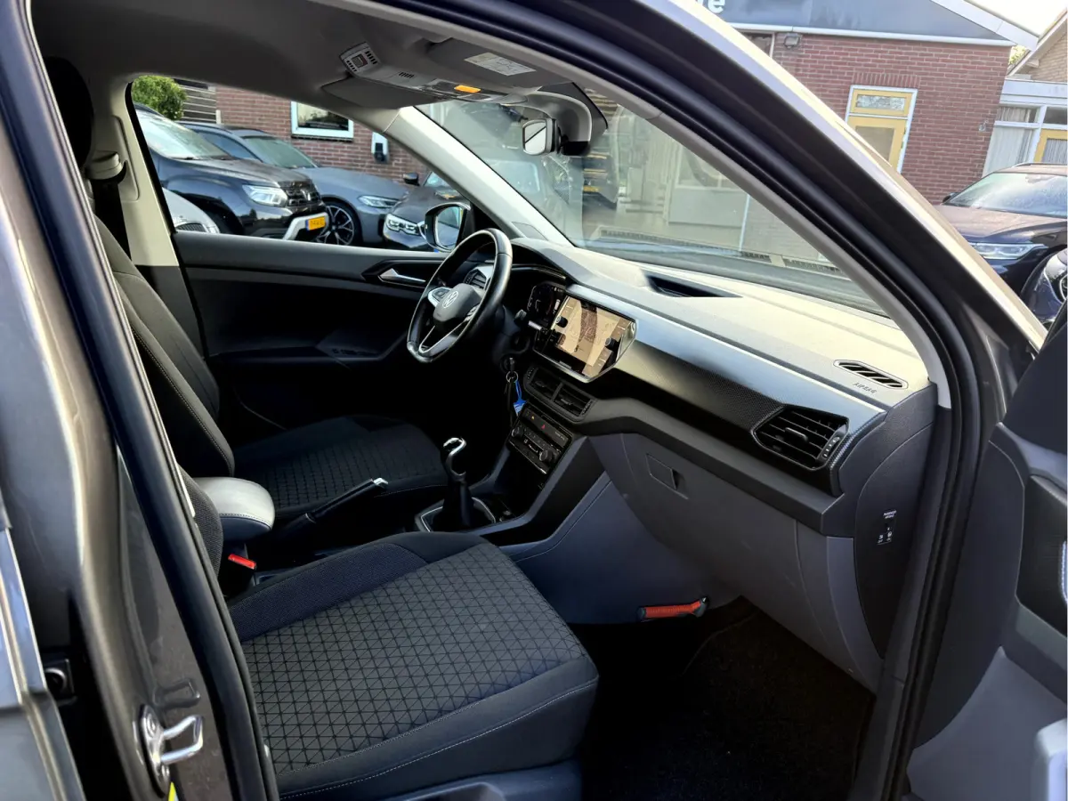 1.0 TSI Life Virt.Dash, App Connect, Climate Controll