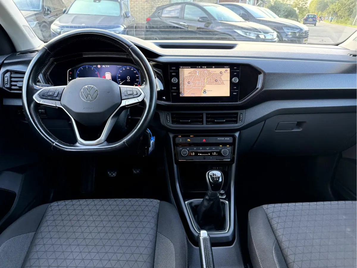 1.0 TSI Life Virt.Dash, App Connect, Climate Controll