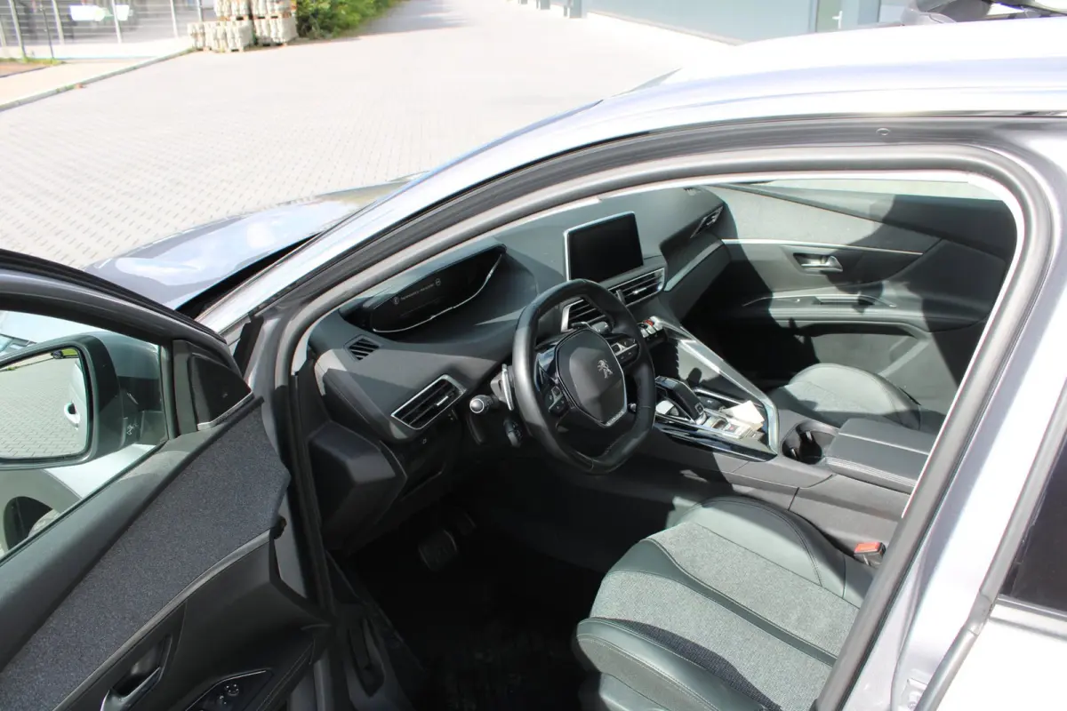 1.2 PureTech GT-Line AUTOMAAT SCHUIFDAK 7 PERSOONS