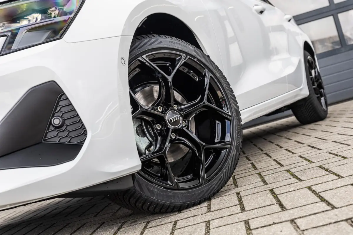 30 TFSI 115pk Pro Line | Stoelverwarming | 18" Velgen