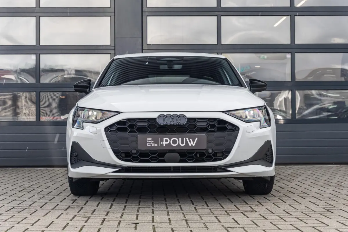 30 TFSI 115pk Pro Line | Stoelverwarming | 18" Velgen