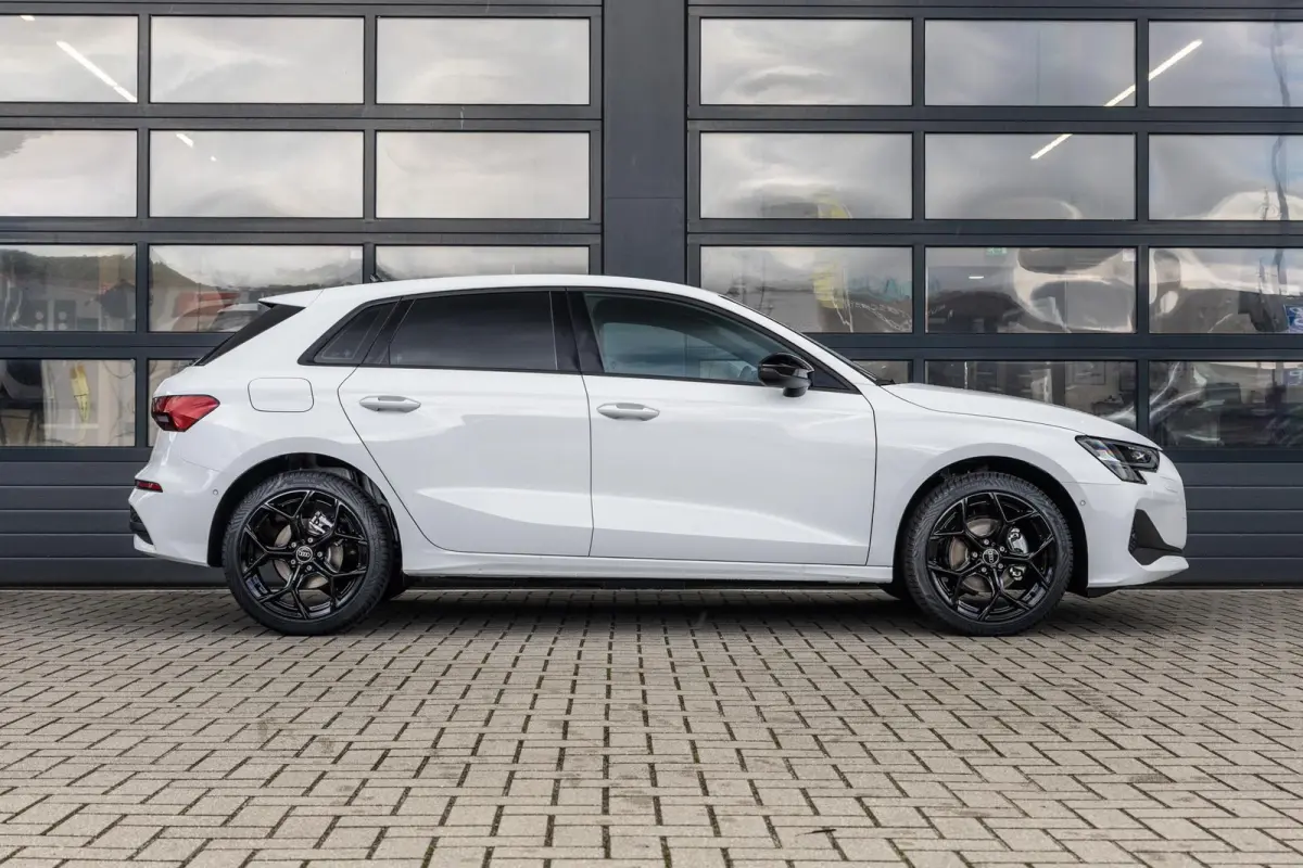 30 TFSI 115pk Pro Line | Stoelverwarming | 18" Velgen