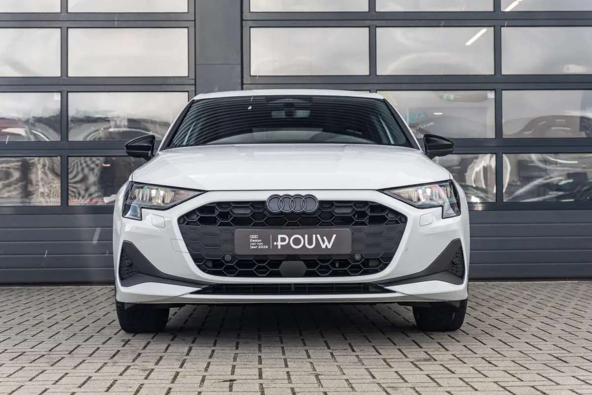 30 TFSI 115pk Pro Line | Stoelverwarming | 18" Velgen