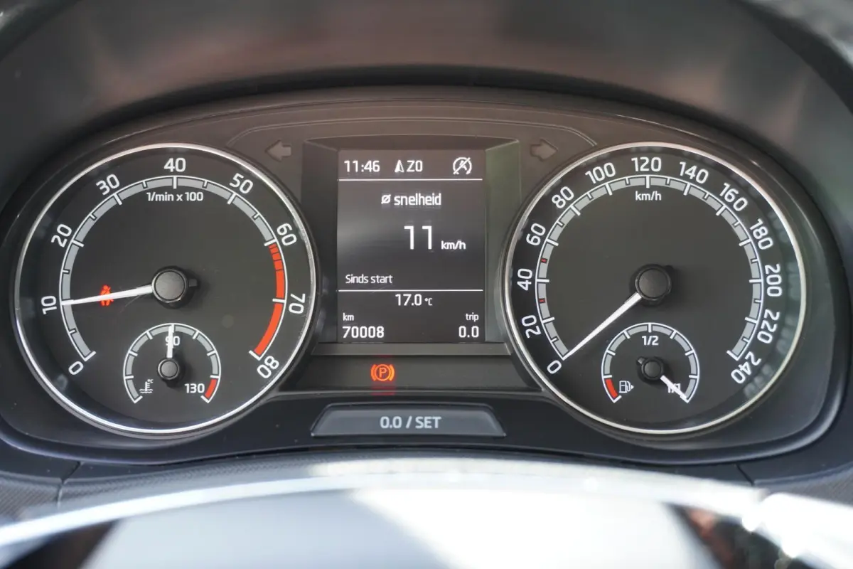 1.0 TSI 95pk Ambition | Airco | Navigatie | SmartLink | Cruise Control
