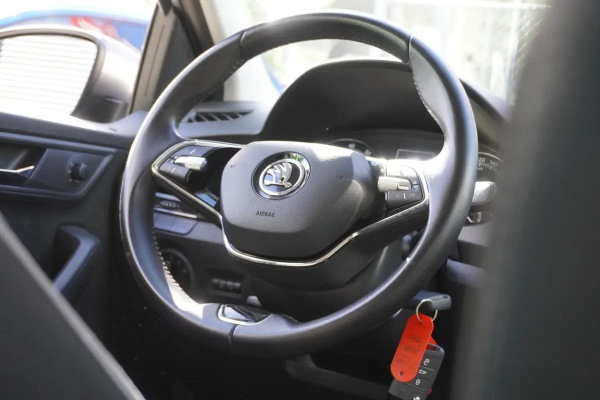 1.0 TSI 95pk Ambition | Airco | Navigatie | SmartLink | Cruise Control