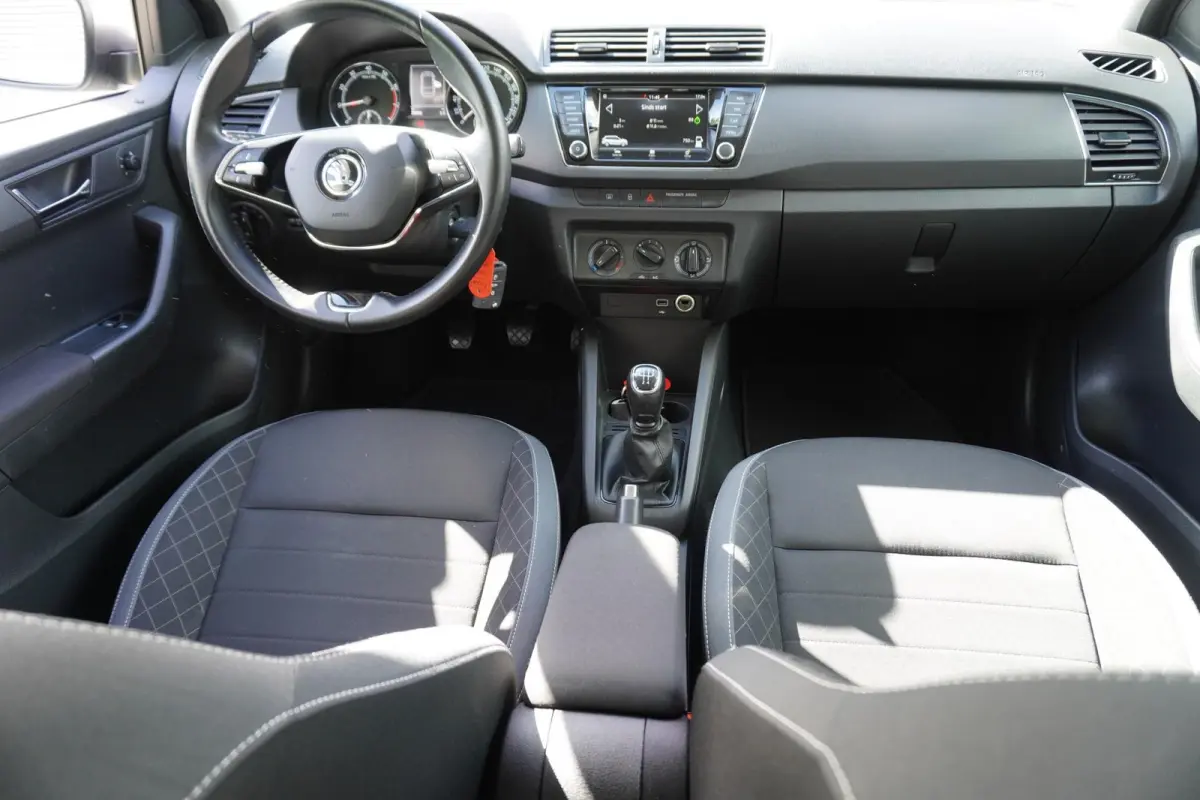 1.0 TSI 95pk Ambition | Airco | Navigatie | SmartLink | Cruise Control